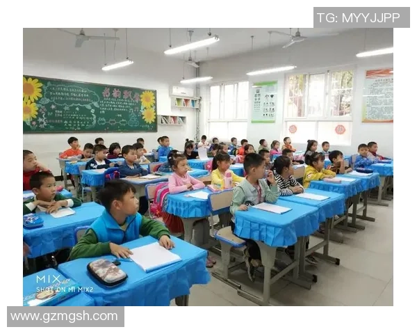 足球明星DIY钻石画创意指南让你的艺术作品闪耀球场魅力